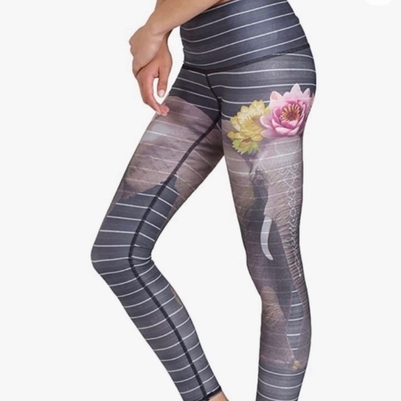 Teeki Hot Pants Leggings Love the Elephant Pattern Size Medium - Picture 9 of 16